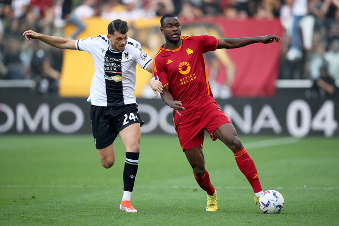 Paura a Udine per N'Dicka, stop a Udinese-Roma