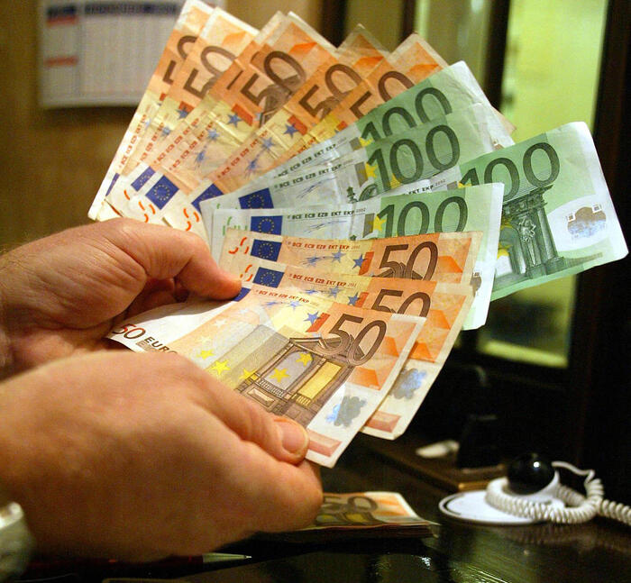 Dichiarazioni 2023, il reddito medio è 23.650 euro