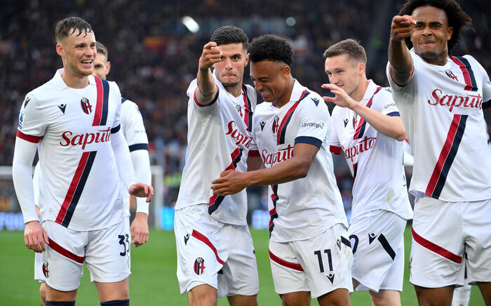 Il Bologna ferma anche la Roma, 3-1 e Champions a un passo