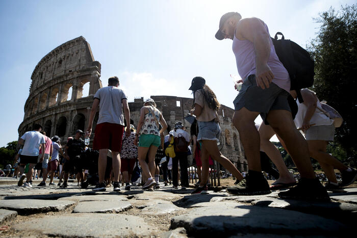 Mastercard, 'Roma e Milano in top 10 città turismo globale'