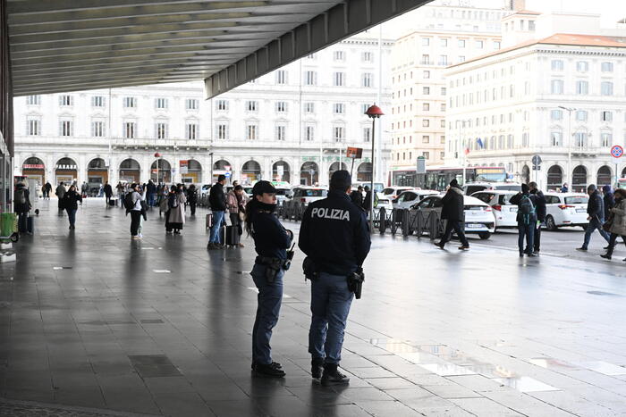 Accoltellato a morte a Roma vicino stazione Termini