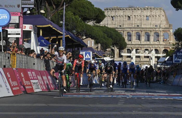 Il Giro al Colosseo, domani il centro di Roma off-limits