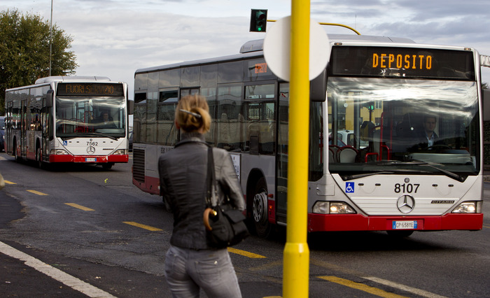 Sciopero del trasporto pubblico, rischio venerdì nero a Roma