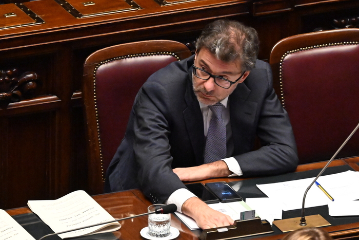 Giorgetti, nessuno avrà nuove tasse, il catasto non si tocca