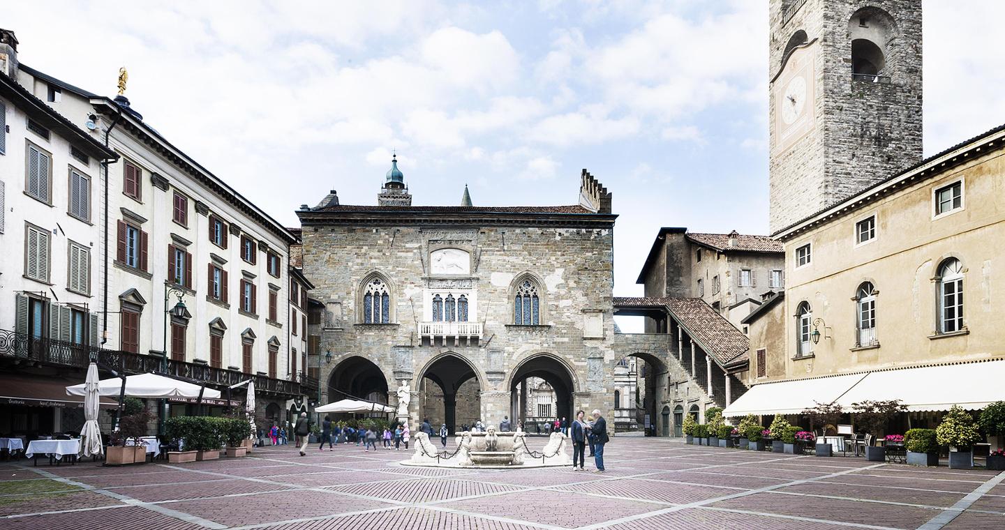 Piazza Vecchia
