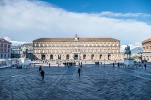 napoli palazzo reale hd 1 300x200