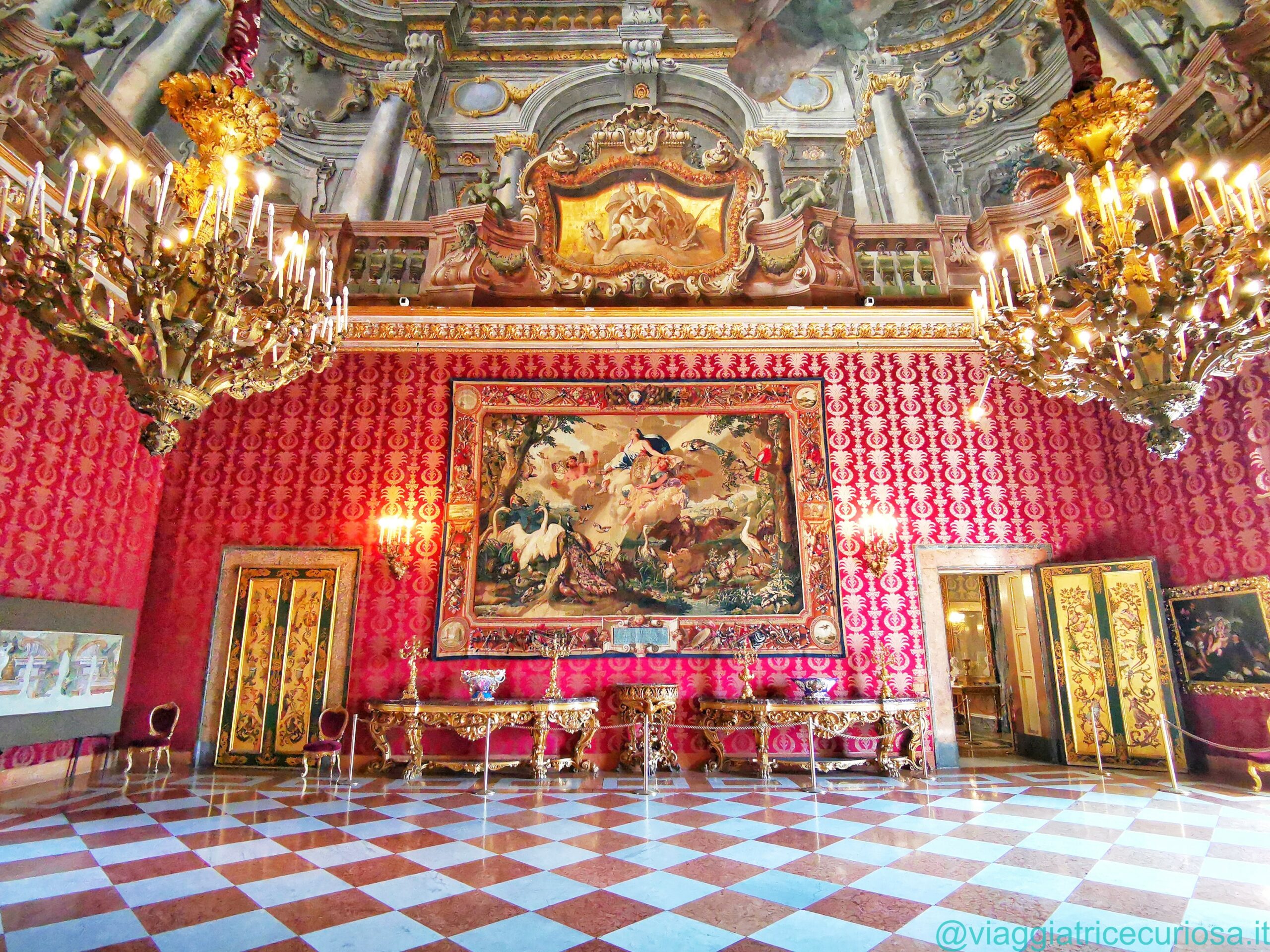 Sala Diplomatica del Palazzo Reale di Napoli